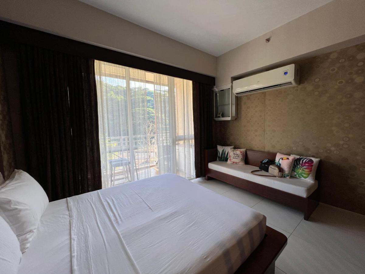 Bonel Condo At Pico De Loro Cutad Kültér fotó