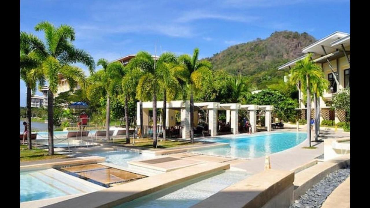 Bonel Condo At Pico De Loro Cutad Kültér fotó